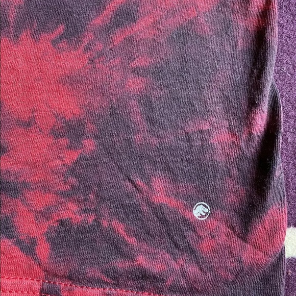 JURASSIC PARK ADULT MOVIE LOGO RED TIE DYE T-SHIRT - Picture 3 of 4